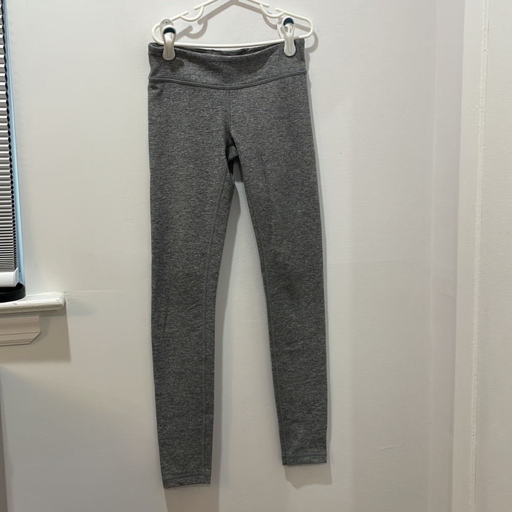 Gray ivivva leggings